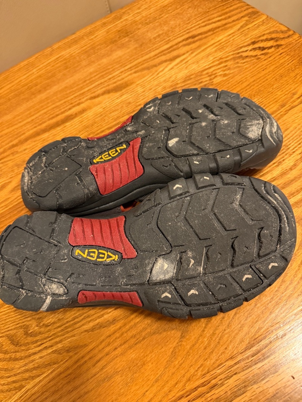 Mens Keen Water Shoes - 8.5 (41) - Picture 6 of 6